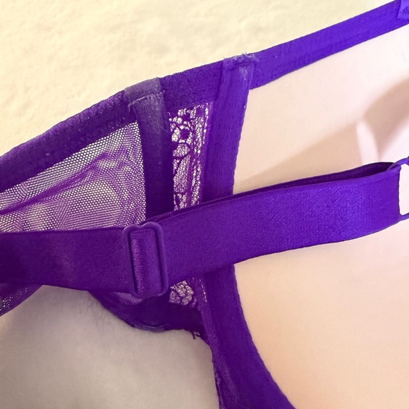 Victoria's Secret Vibrant Purple Lace Bra - Picture 3 of 5